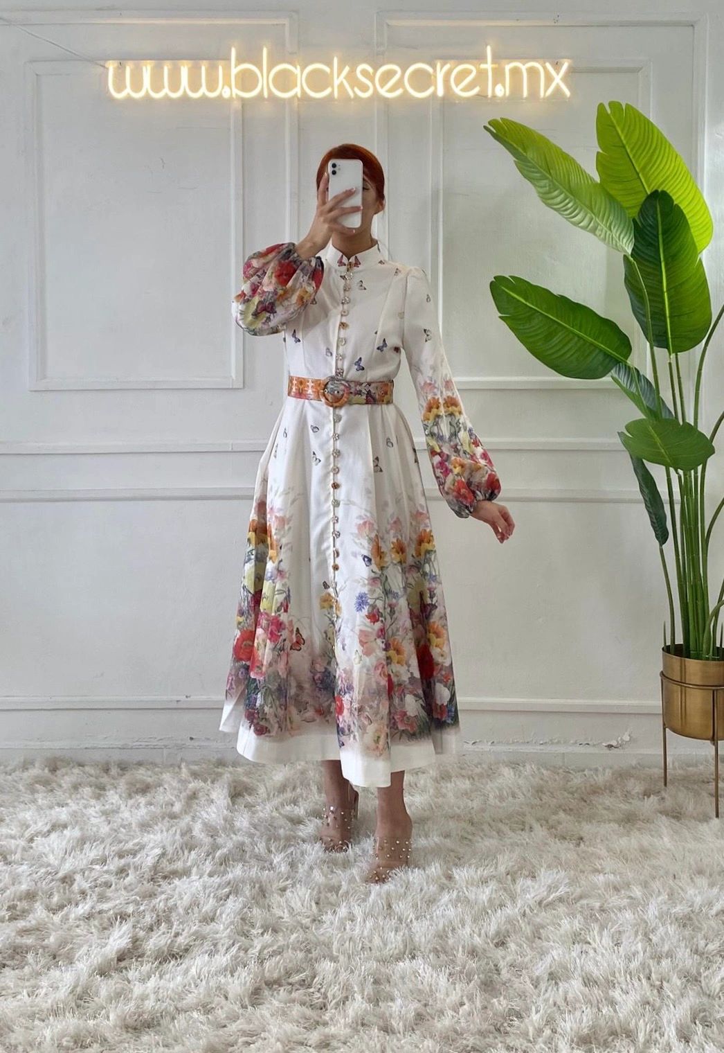VESTIDO LLUVIA DE MARIPOSAS