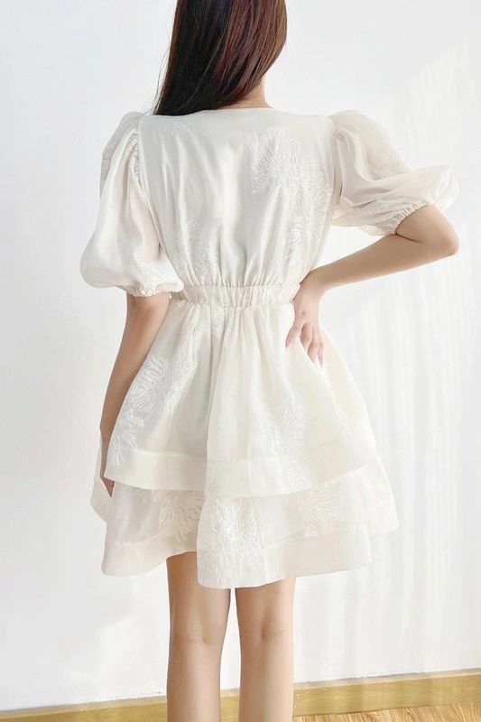 VESTIDO BEIGE CIRCULAR