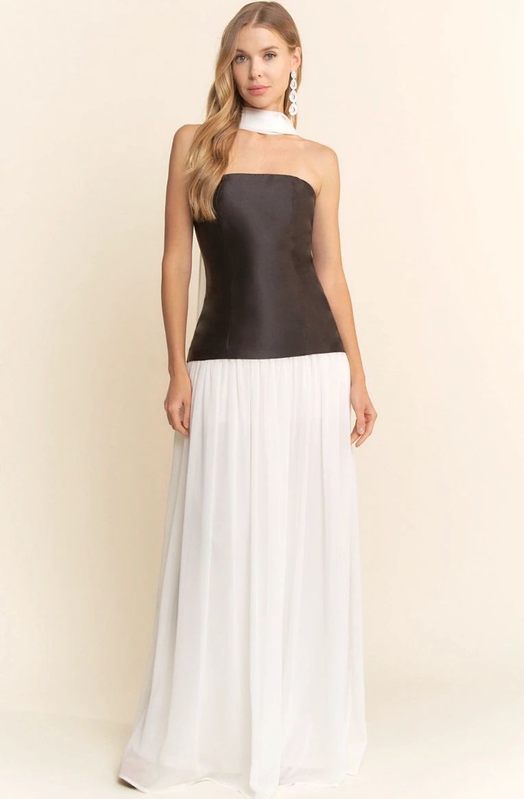 VESTIDO STRAPLESS NEGRO Y BLANCO