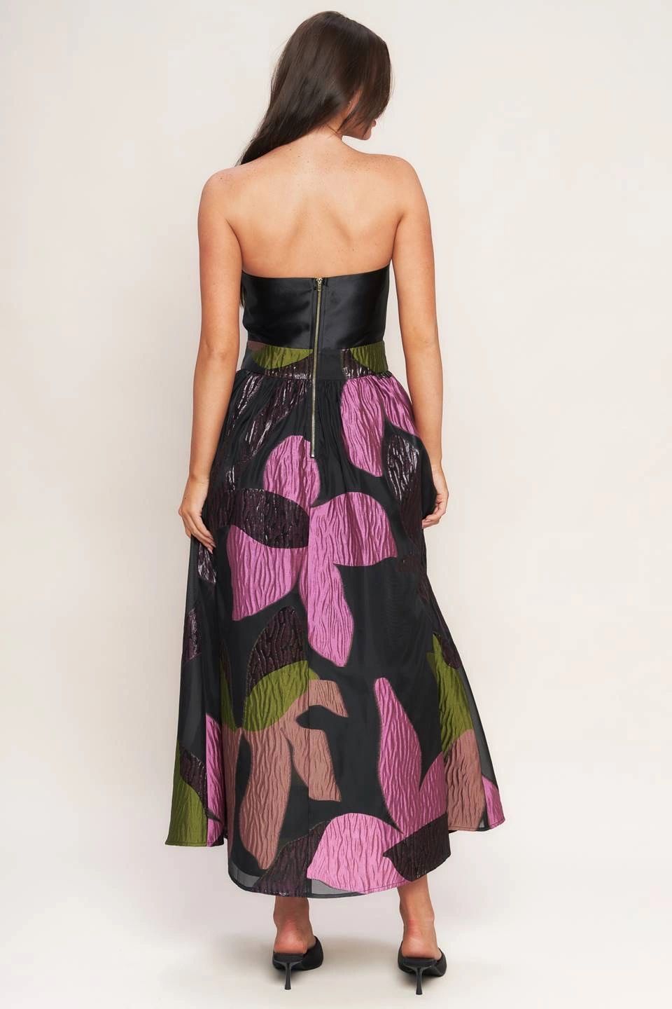 VESTIDO BROCADO MORADO
