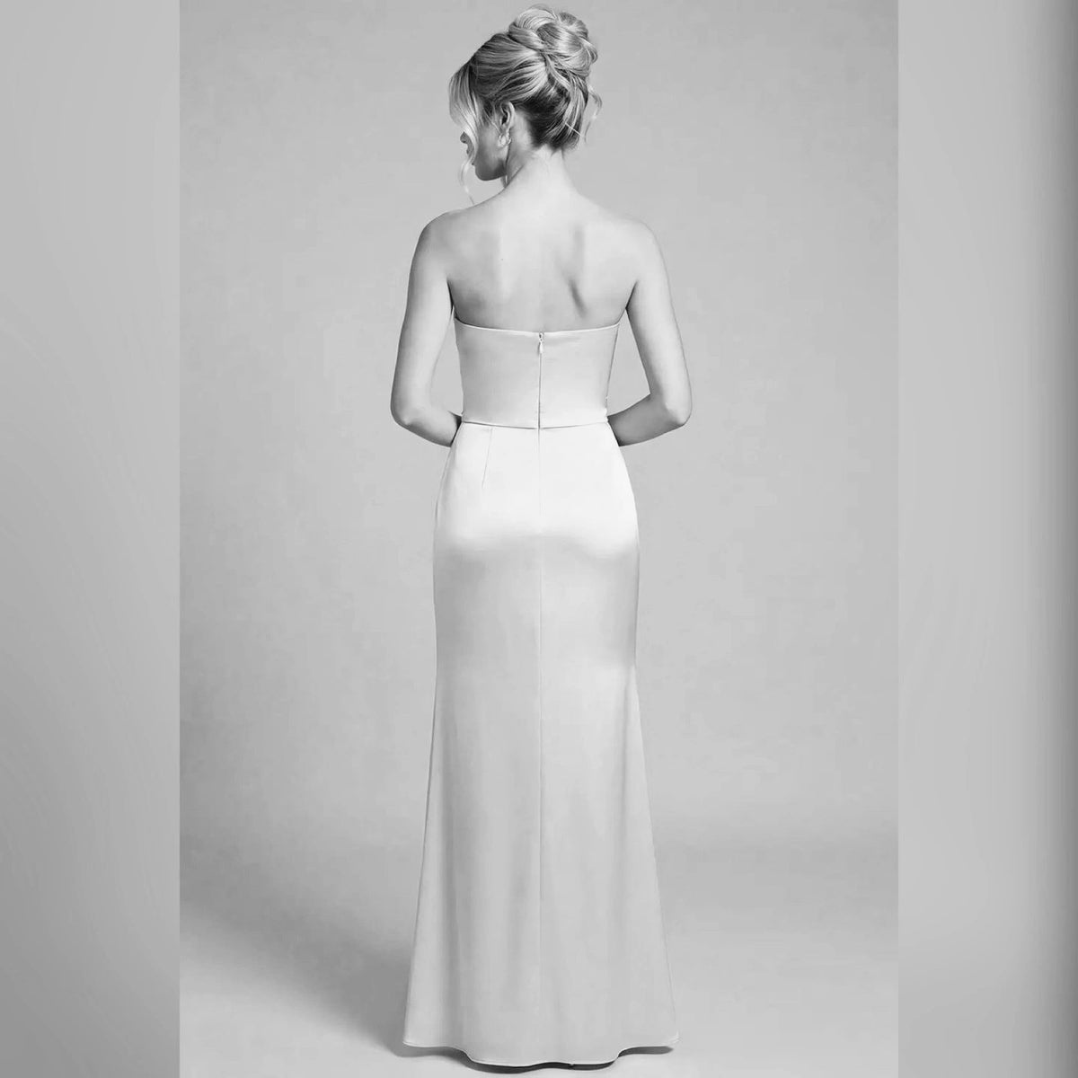 VESTIDO STRAPLESS CRUZADO
