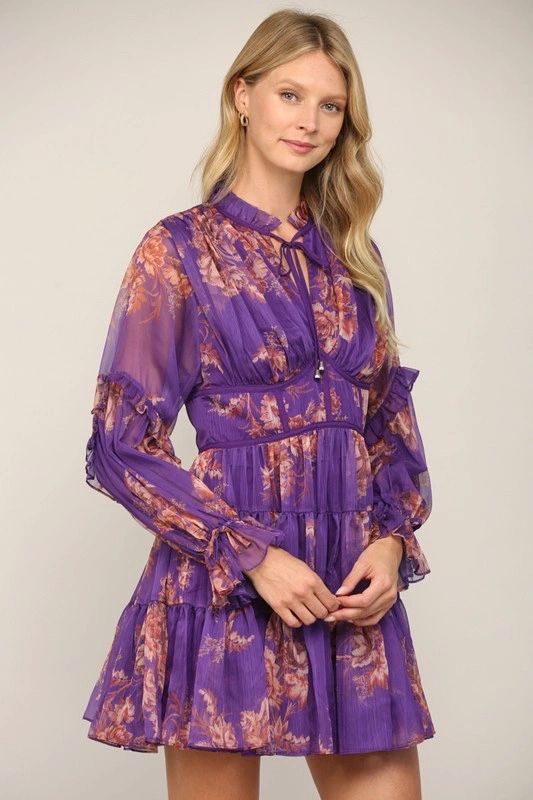 VESTIDO MORADO ESTILO VICTORIANO