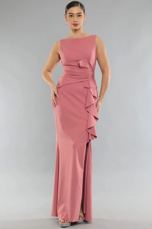 VESTIDO LISO RUFFLE COSTADO
