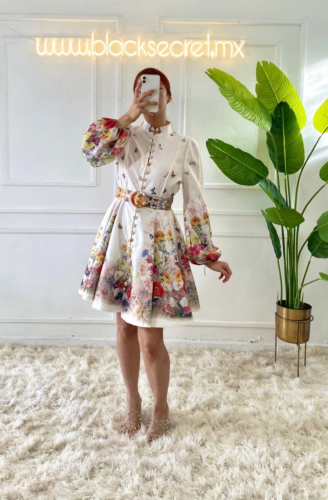 VESTIDO LLUVIA DE MARIPOSAS