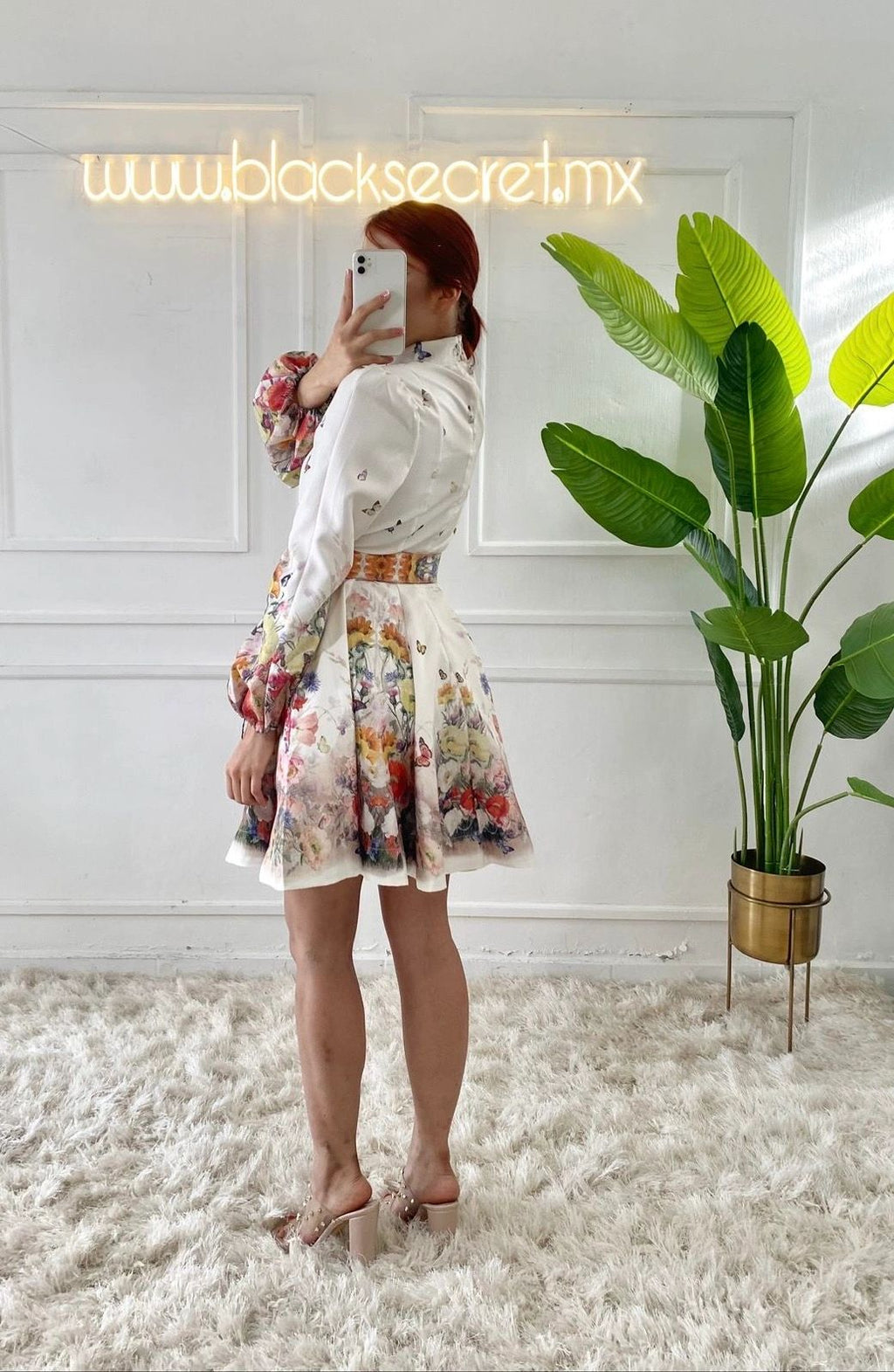VESTIDO LLUVIA DE MARIPOSAS
