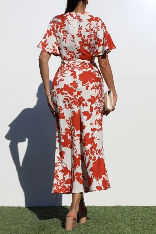 VESTIDO MIDI CON MANGA AMPLIA