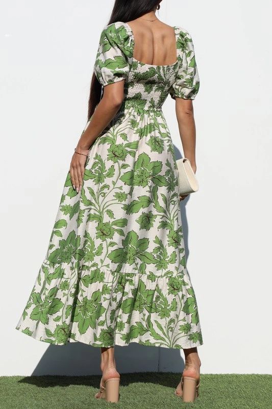 VESTIDO CON RESORTE EN PARTE ALTA