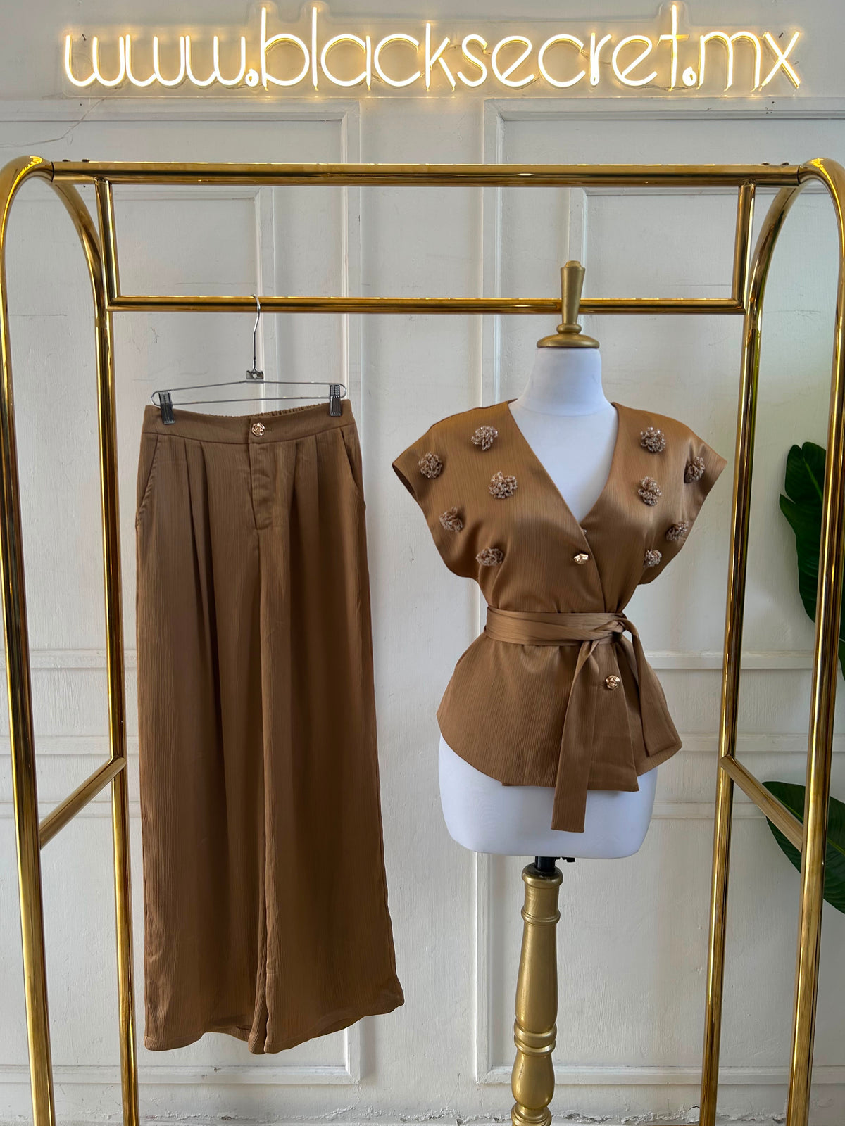 CONJUNTO CON APLICACIONES