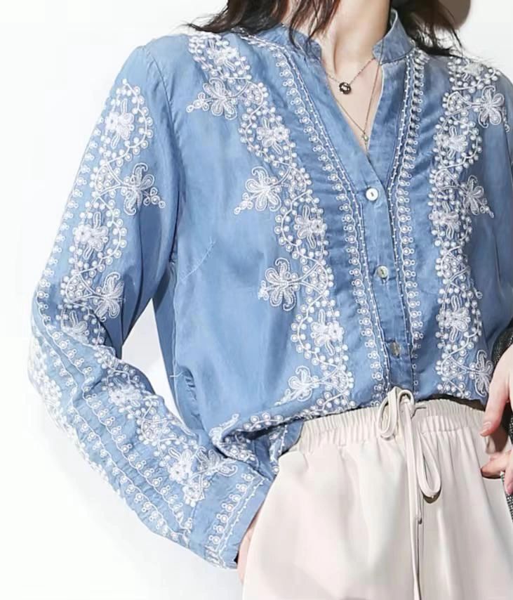 BLUSA DENIM BORDADA