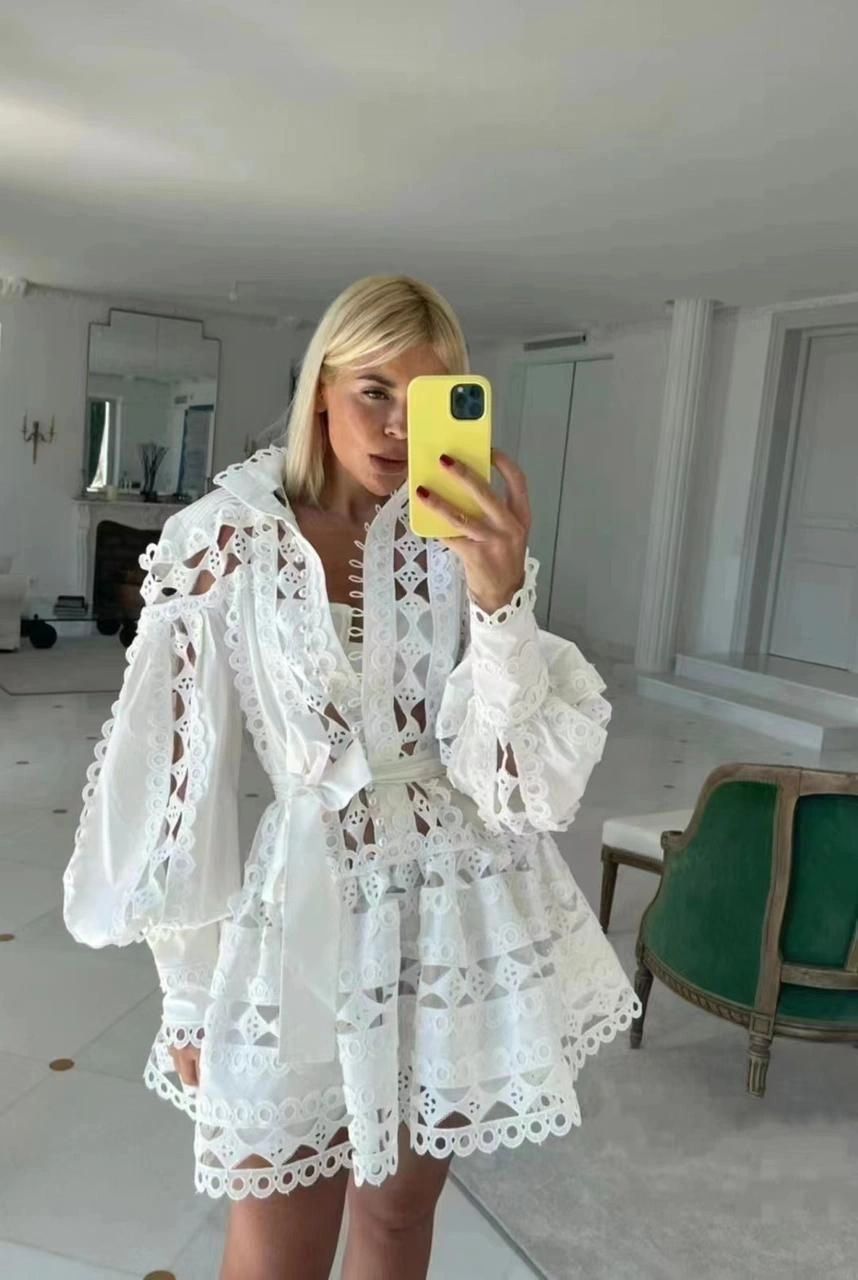 VESTIDO GUIPUR BOTONES DE PERLA