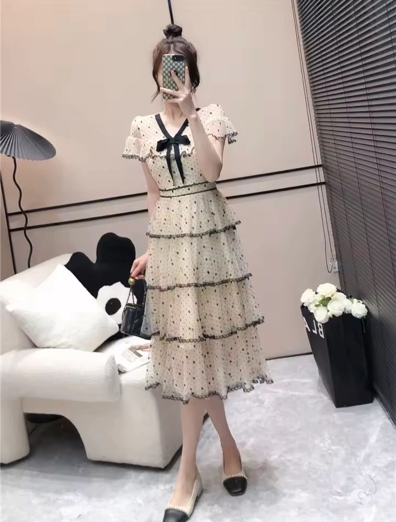 VESTIDO BEIGE/NEGRO