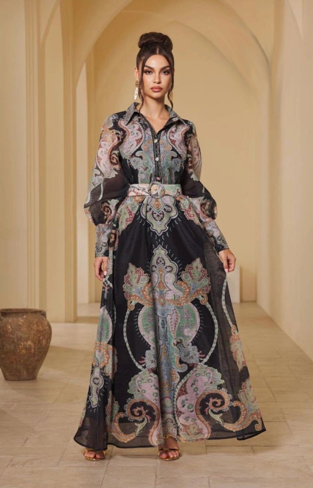 MAXI VESTIDO NEGRO ESTAMPADO