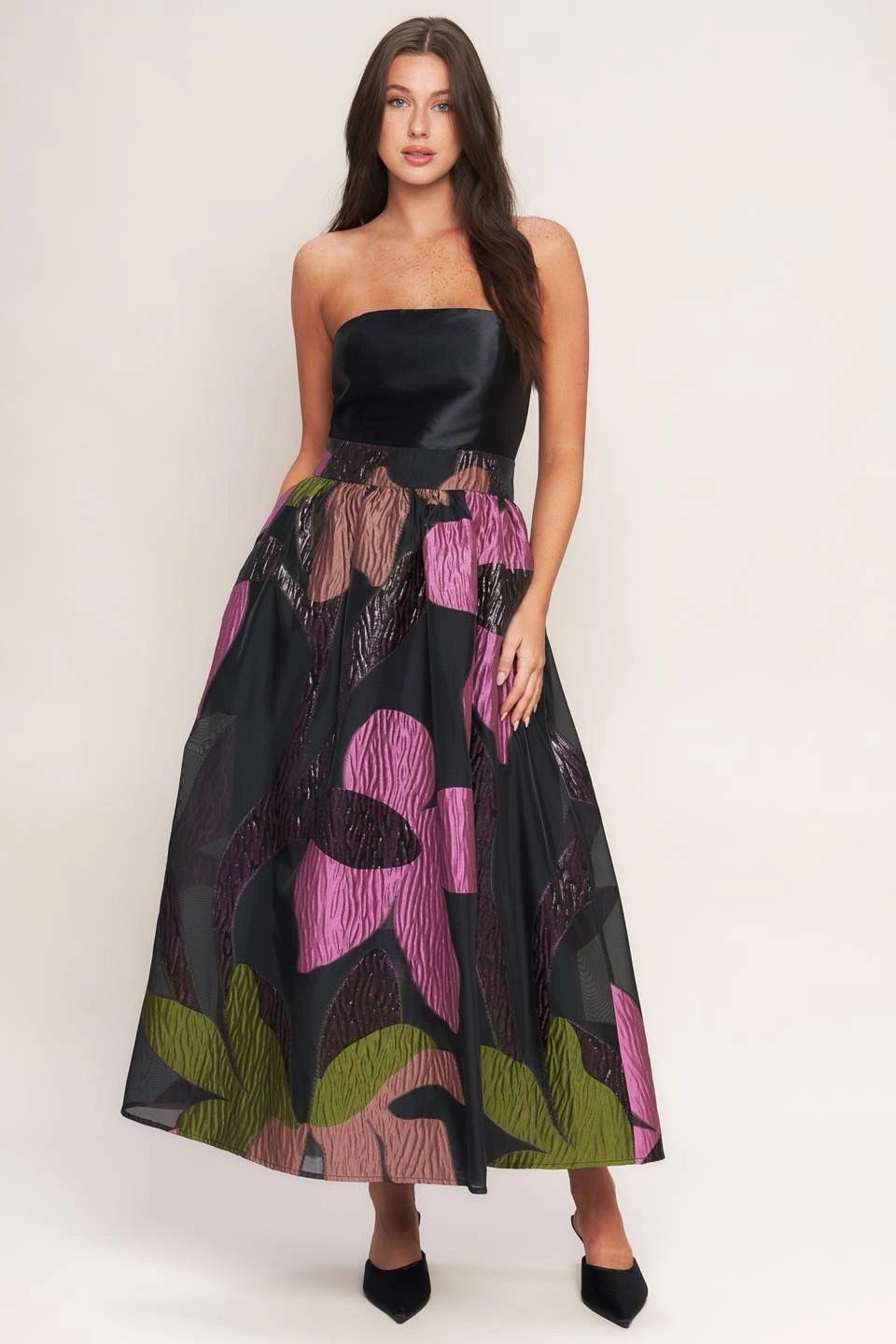 VESTIDO BROCADO MORADO