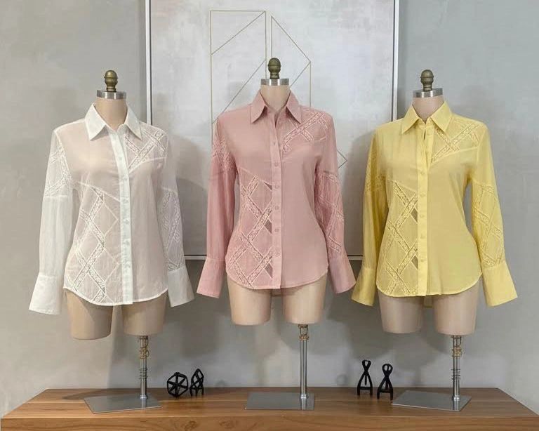 BLUSA CAMISERA CON ENCAJE