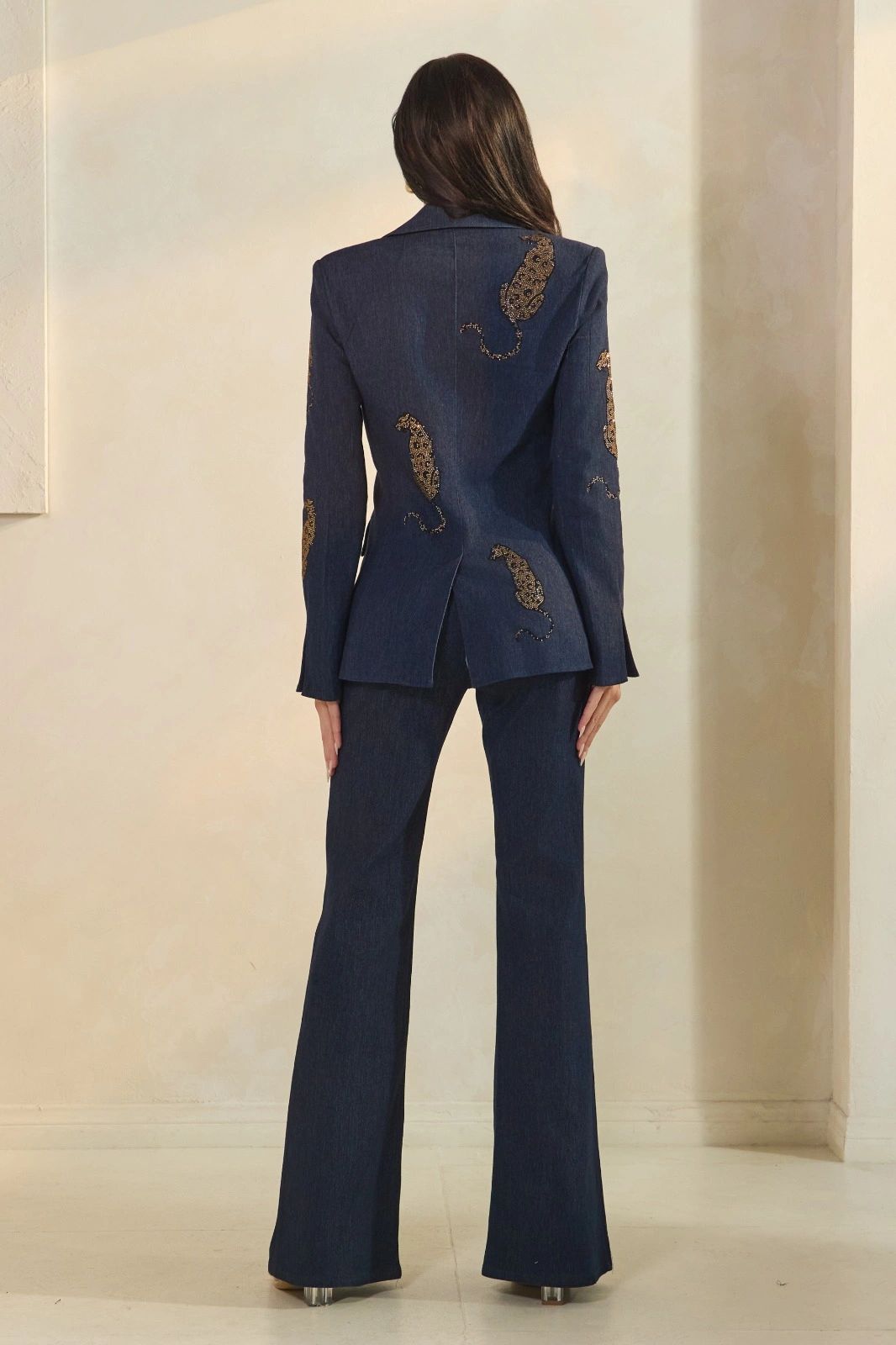 CONJUNTO DENIM APLICACIONES PANTERA