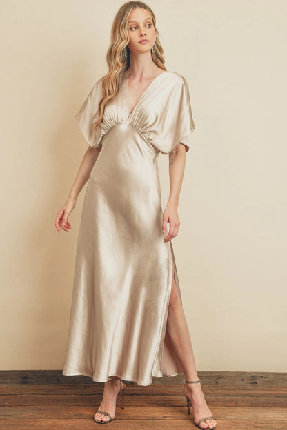 vestido-stretch-aplicacion-flor