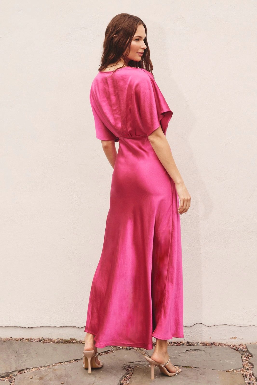 vestido-stretch-aplicacion-flor
