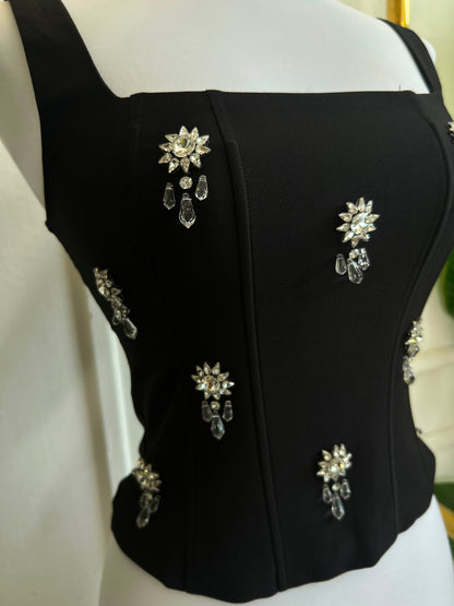 CONJUNTO CON PEDRERIA