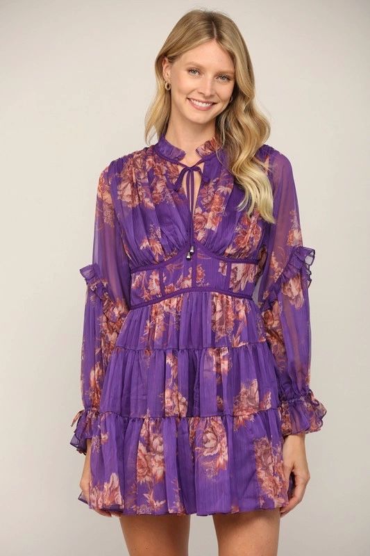 VESTIDO MORADO ESTILO VICTORIANO