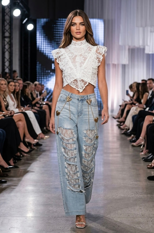 JEANS CON ENCAJE