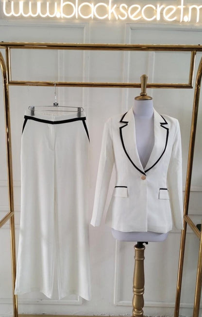 CONJUNTO SASTRE DELINEADO