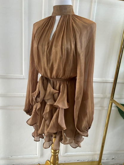 VESTIDO RUFFLE CHIFÓN CAFE